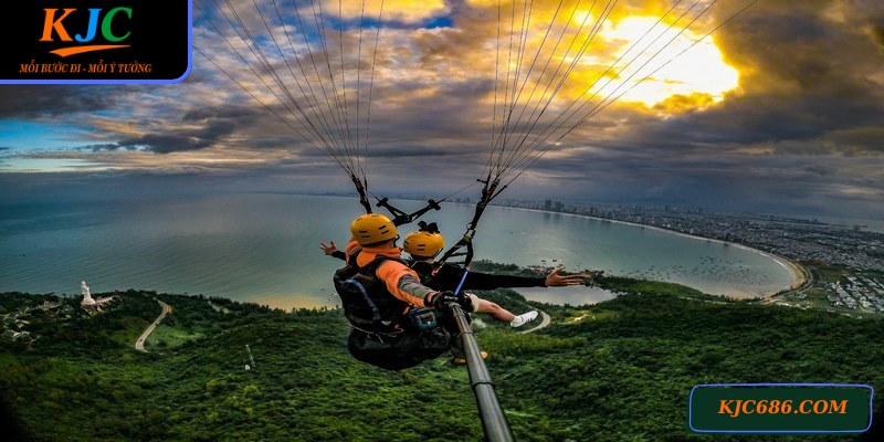 Bay dù lượn Đà Nẵng là hành trình phiêu lưu độc đáo